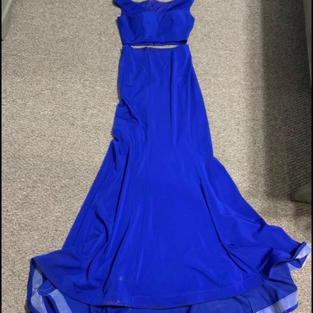 Prom dress like new